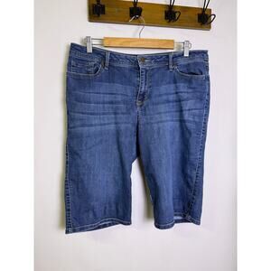 Bermuda Denim Shorts Women’s Size 14 Stretch Blue Mid Rise Jean Shorts